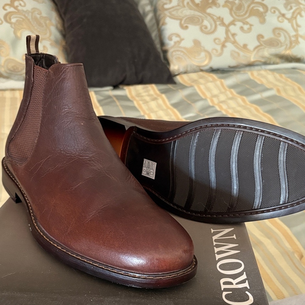 Crown Vintage Dark Brown Leather Ankle Boots - Picture 3 of 4